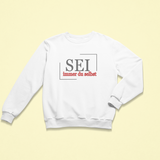 Kindersweatshirt mit bestärkender Aufschrift „Sei immer du selbst“ – achtsame Kleidung für Kinder, handbedruckt und fair produziert in Deutschland.