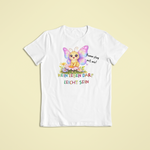 Weißes Kinder T-Shirt mit Lumi dem Schmetterling und Affirmation „Mein Leben darf leicht sein“ – Sinachtsam Achtsamkeits Kleidung für Kinder