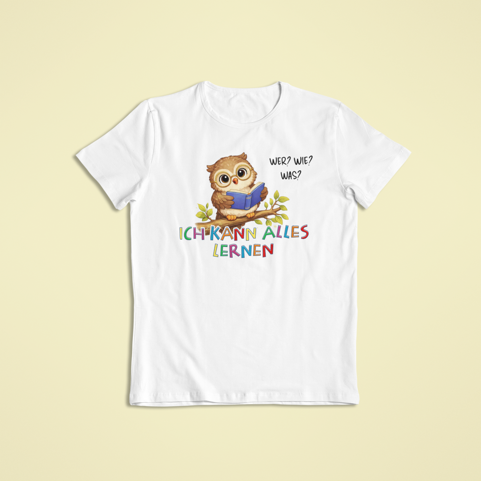 Kinder T-Shirt weiß mit Olli der Eule und Affirmation „Ich kann alles lernen“ – Sinachtsam Kinder Affirmations Shirt